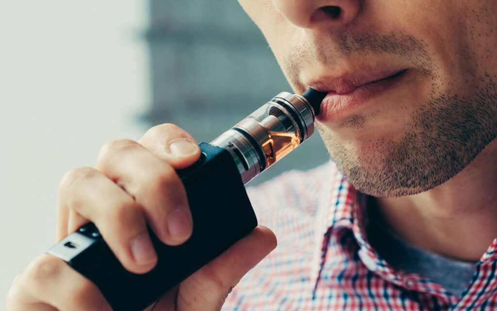 une cigarette électronique