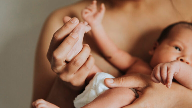 Pourquoi privilégier les soins bio pour maman et bébé ?